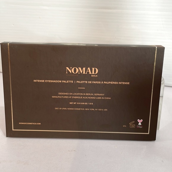 NOMAD Cosmetics Berlin Underground 15 Color Intense Eyeshadow Palette 🎨 - Picture 13 of 13